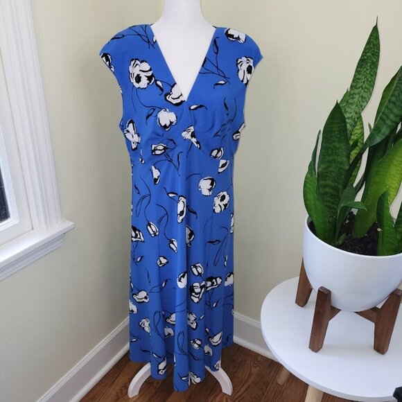 Evan Picone Black Label Floral Knee Length Dress V-Neck Sleeveless Blue Size 14 - Picture 2 of 14